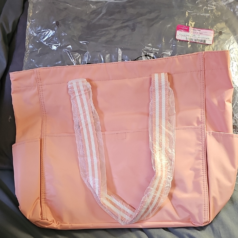 Thirty one transit tote coral peach brand new in package
